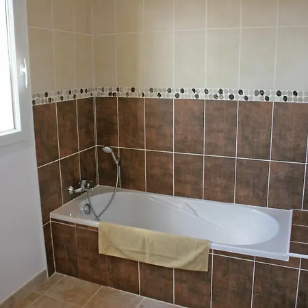 Holiday Home In Le Plan-De-La-Tour With Pool Holiday home *