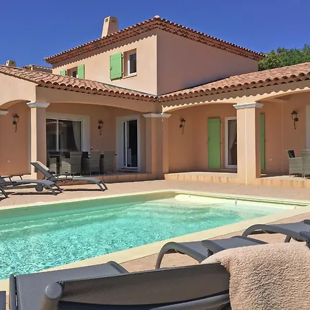 In With Pool Le Plan-de-la-Tour